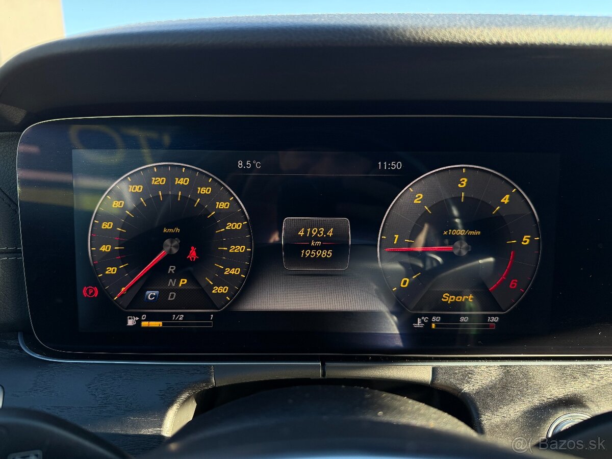 Mercedes-Benz E trieda Kombi 220 d A/T – 2018 - 13