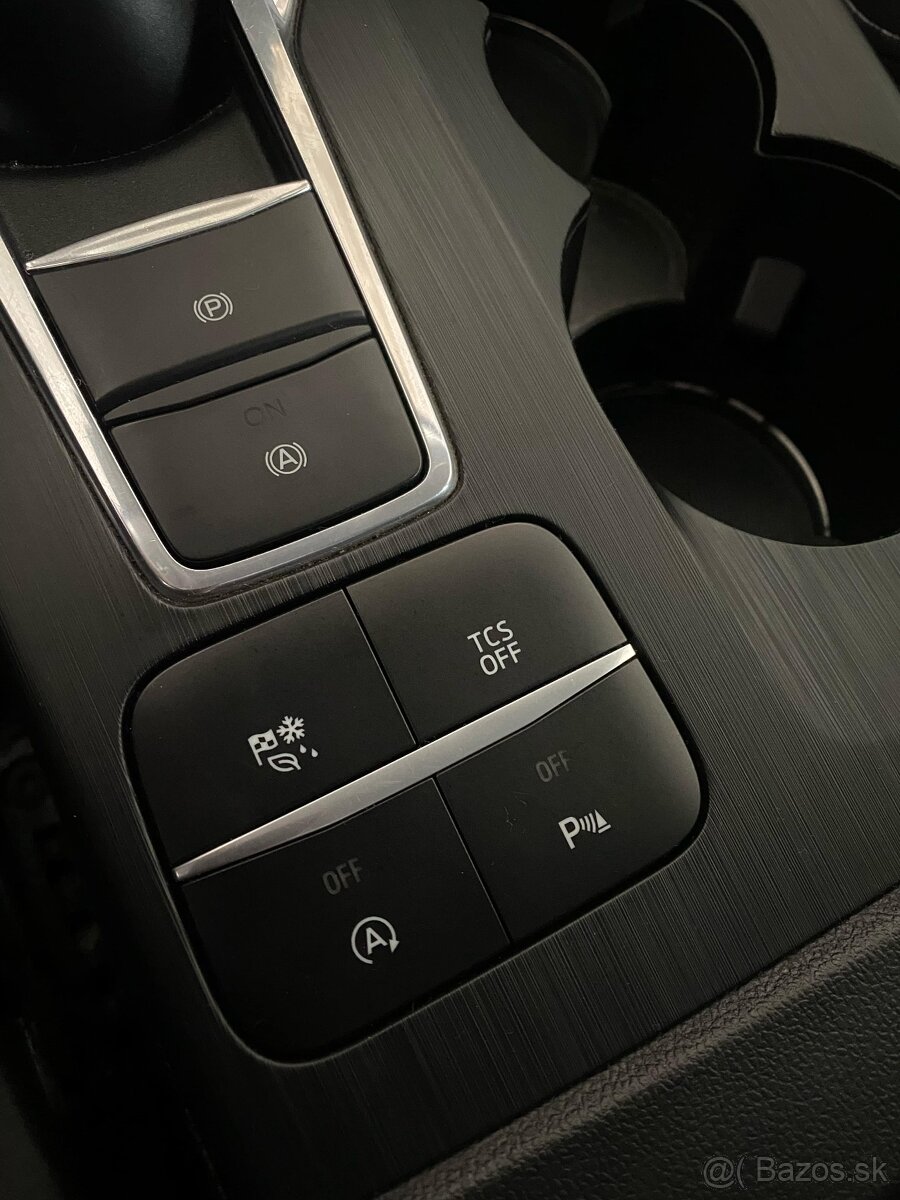 FORD FOCUS 2.0TDCi Titanium A/T F1 NAVi FULL LED 150PS - 13