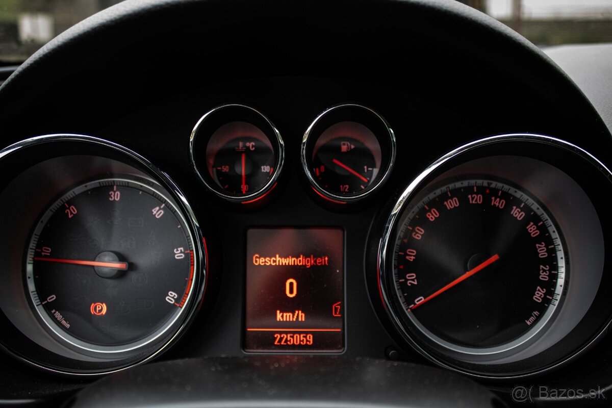 Opel Insignia 2.0 CDTI 160k Sport - 13