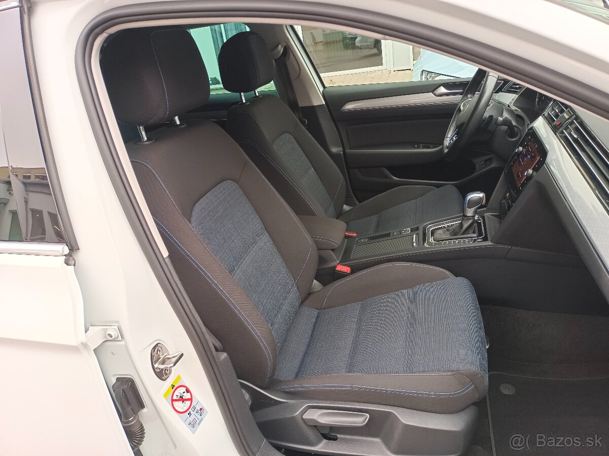 VW Passat B8 GTE 1.4 TSI Hybrid 160kW DSG - záruka Autodraft - 13