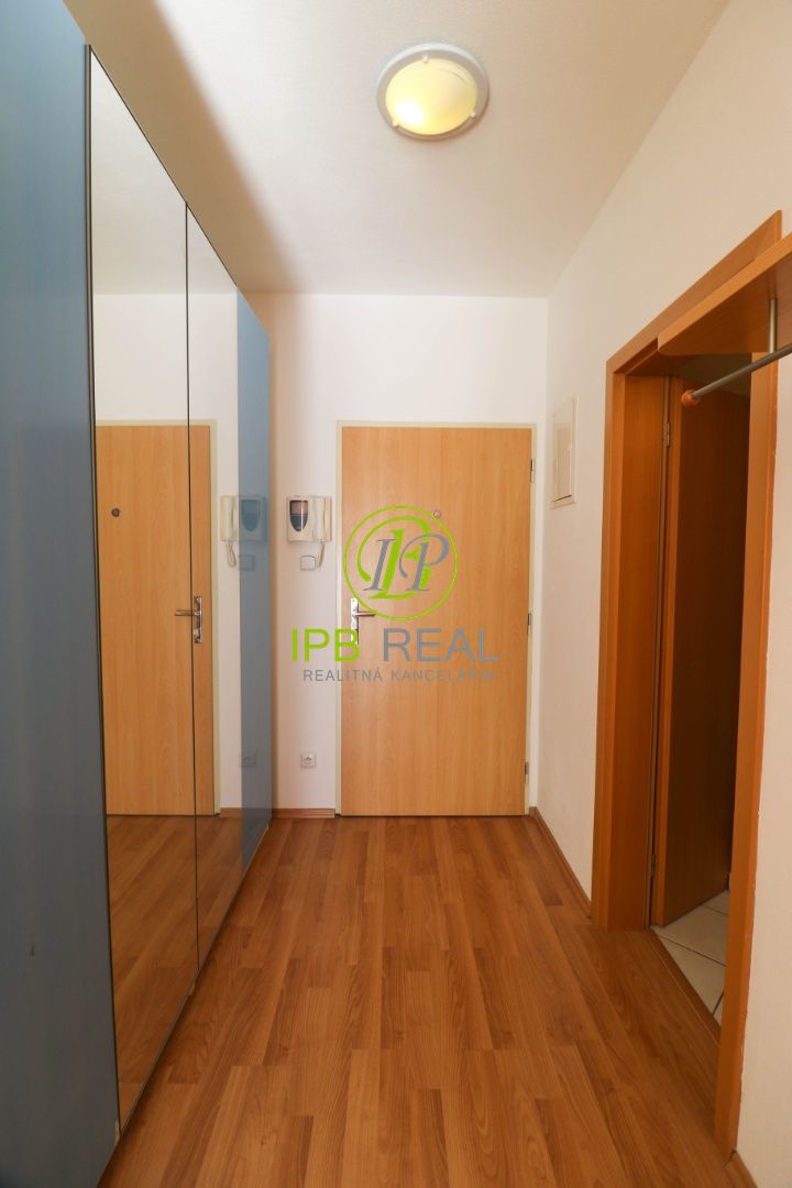 VEĽKÝ, pekný 2-izb. byt s BALKÓNOM v populárnej Axton Reside - 13