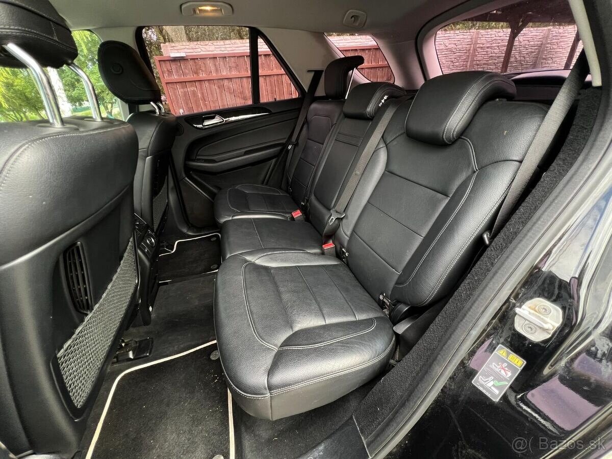 Mercedes-Benz GLE 350d 4Matic - 13