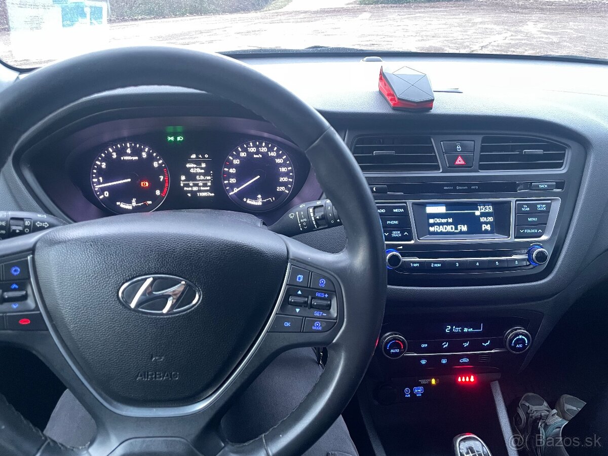 Hyundai I20 active 1.4 benzin - 13
