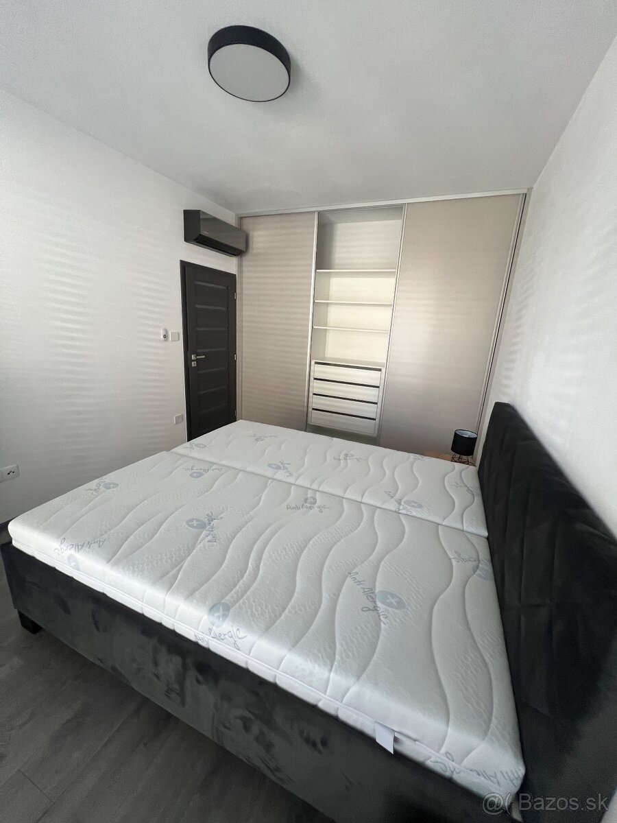 Prenájom 3 izbového bytu v SOHO - 13