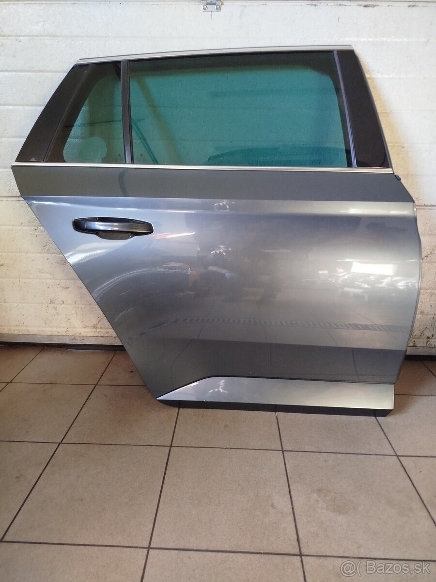 Rozpredám Superb 3 dvere (pravá strana) - 13