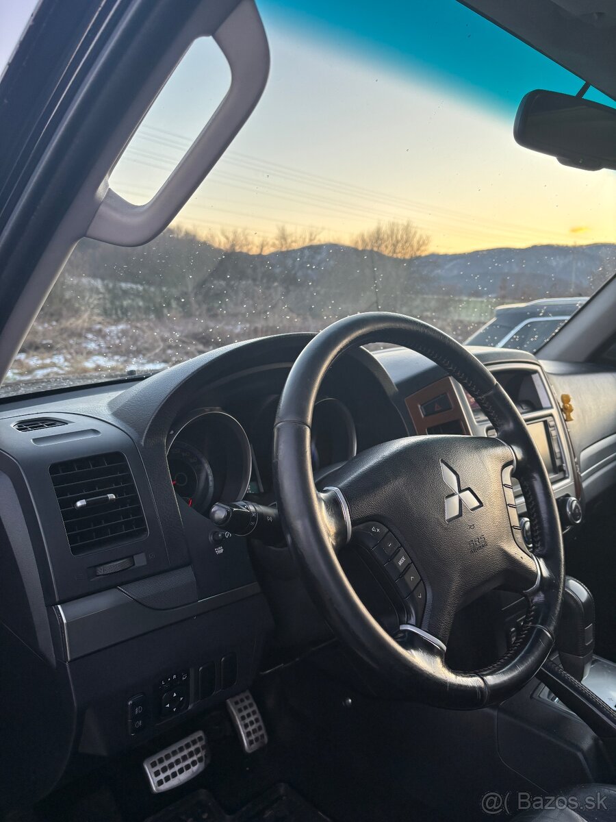 Mitsubishi pajero 3.2 DID - 13