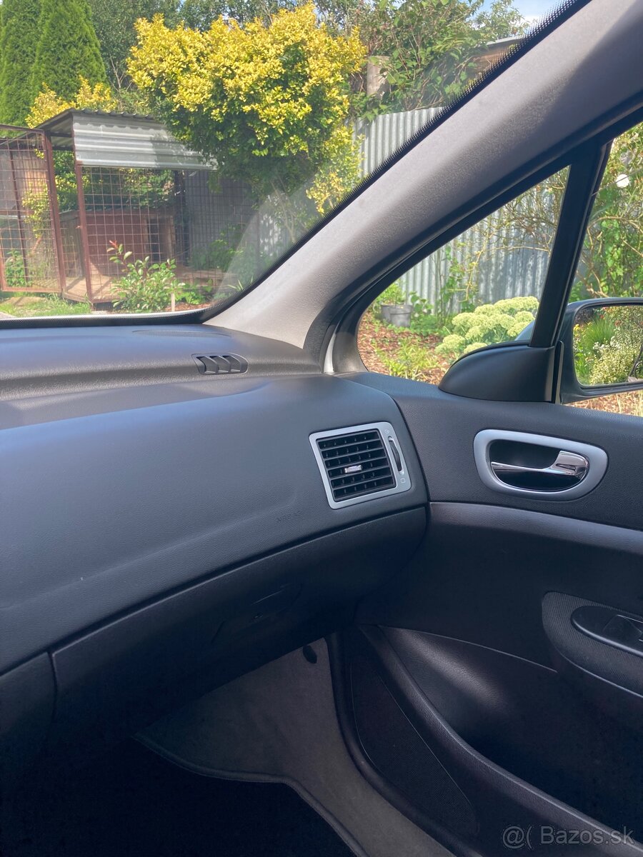 Peugeot 307sw - 13