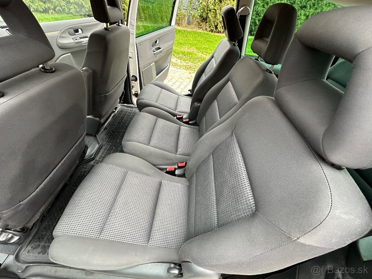 Volkswagen Sharan 2,0TDi 103Kw Comfortline 7 miest - 13