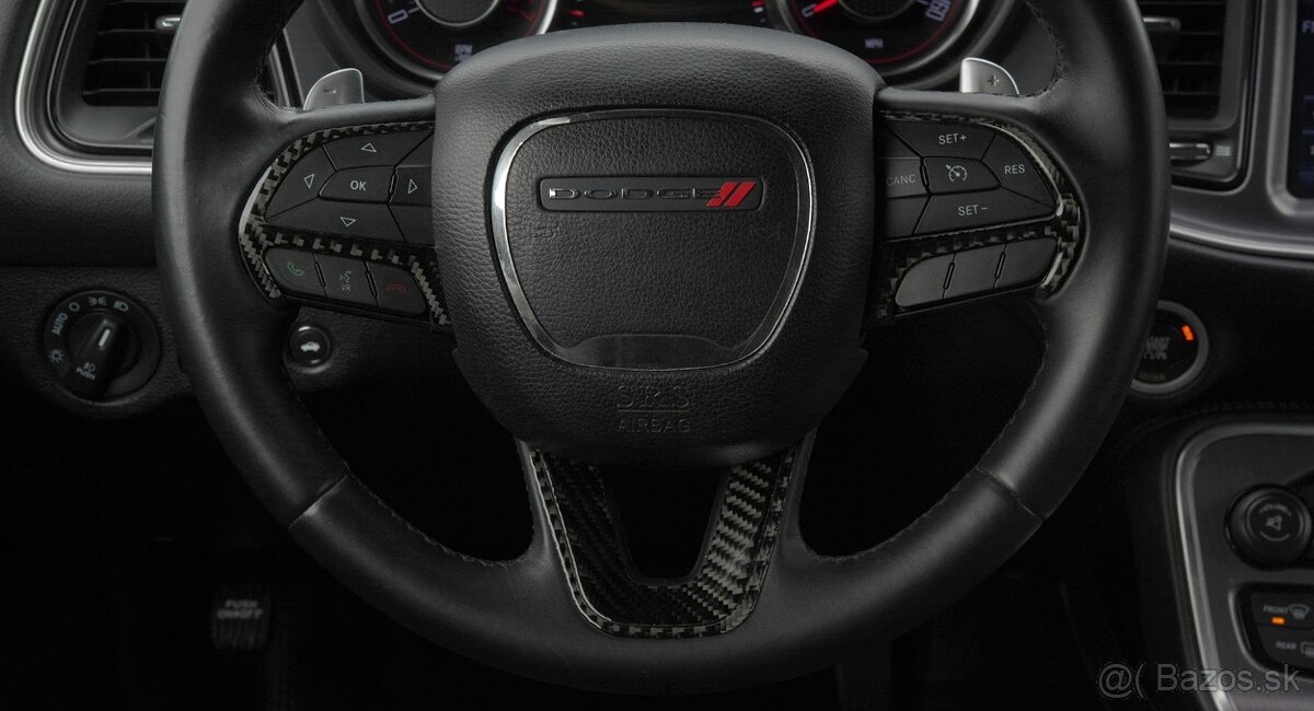 Dodge Challenger 5,7 V8 HEMI R/T - 13