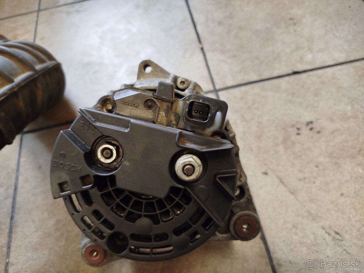 Hlava Motora Renault 2,5dti 107kw - 13