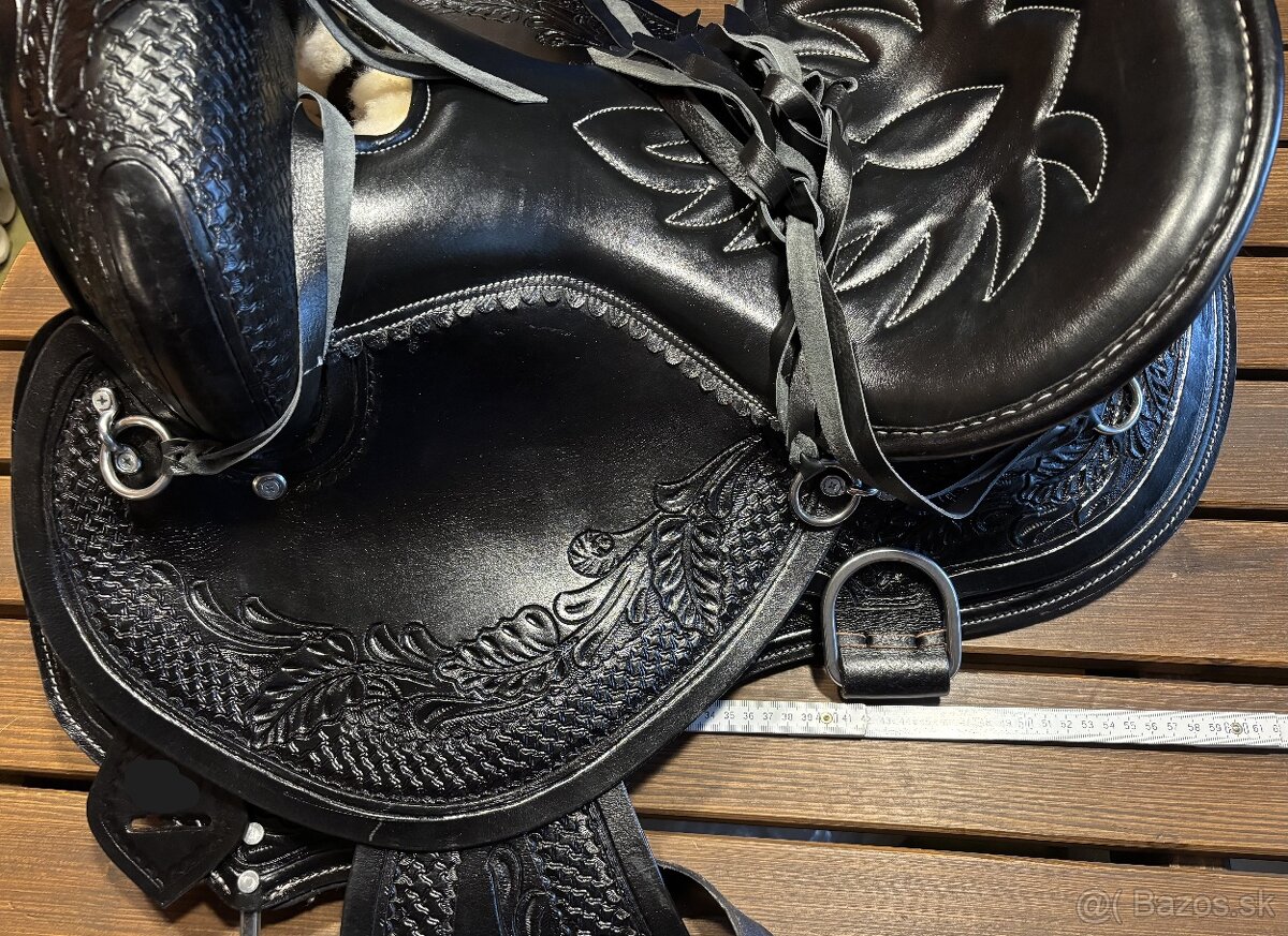 Westernový sedlový komplet 26) černé oválné krátké široké - 13