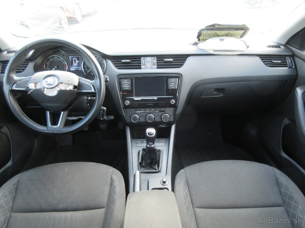 Škoda Octavia 1.0 TSI Active - 13