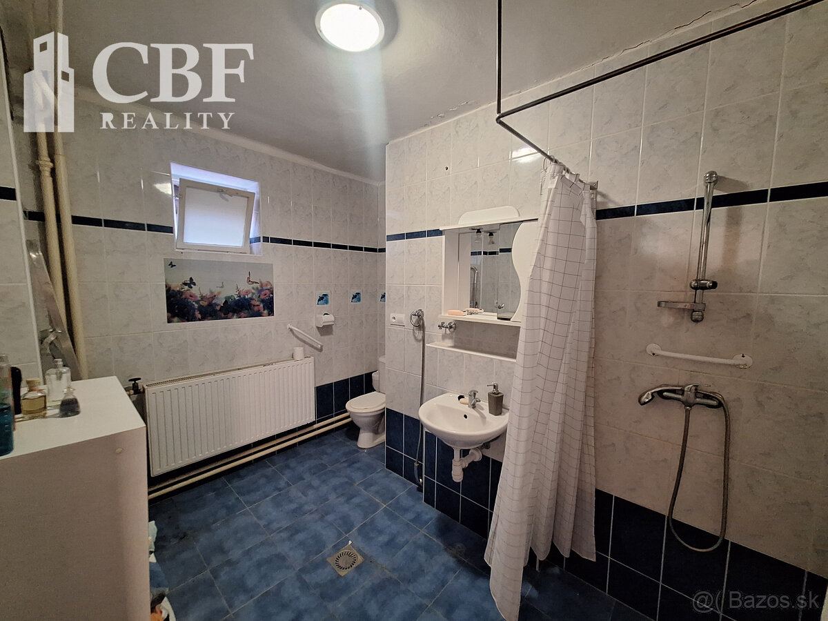 LIPOVNÍK RODINNÝ DOM NA PREDAJ - 13