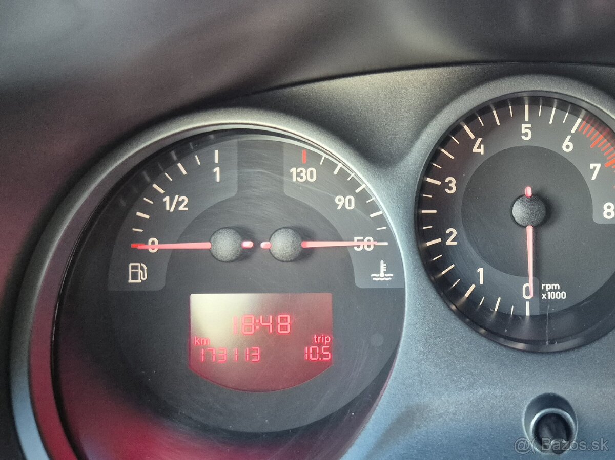 Seat Leon 1.6 benzín NOVÁ STK-06.2028 - 13