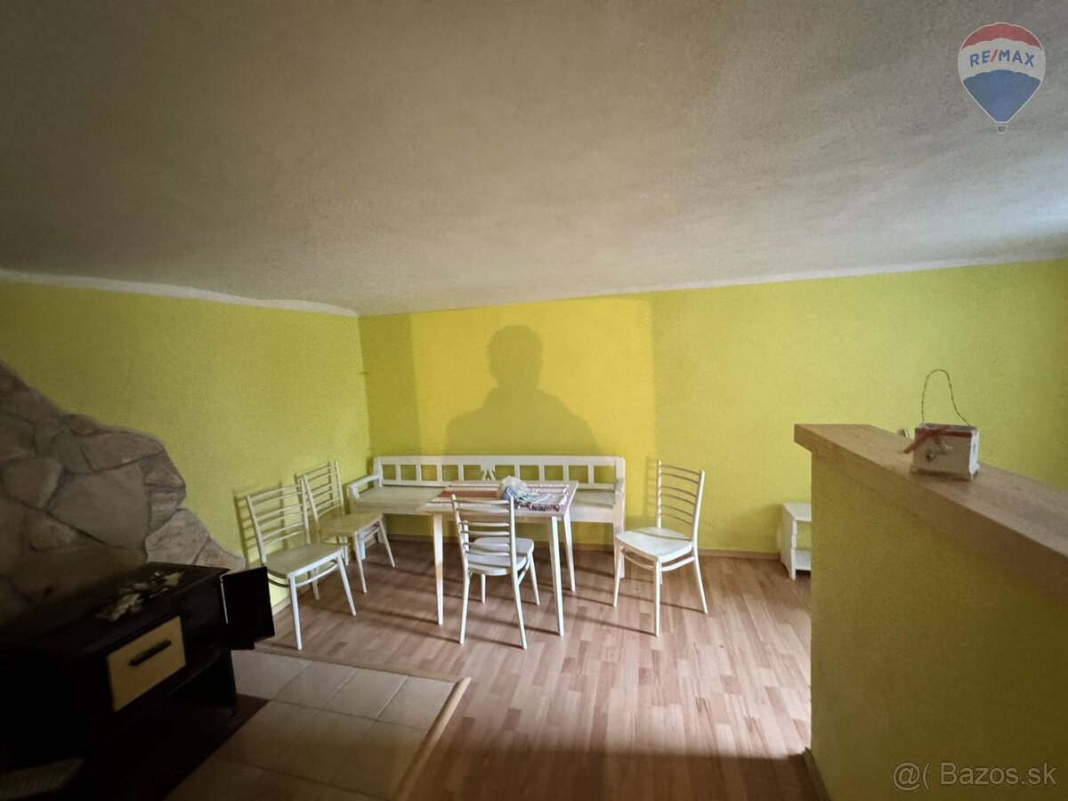 Na predaj polovica rodinného domu, samostatný vchod, Liptovs - 13