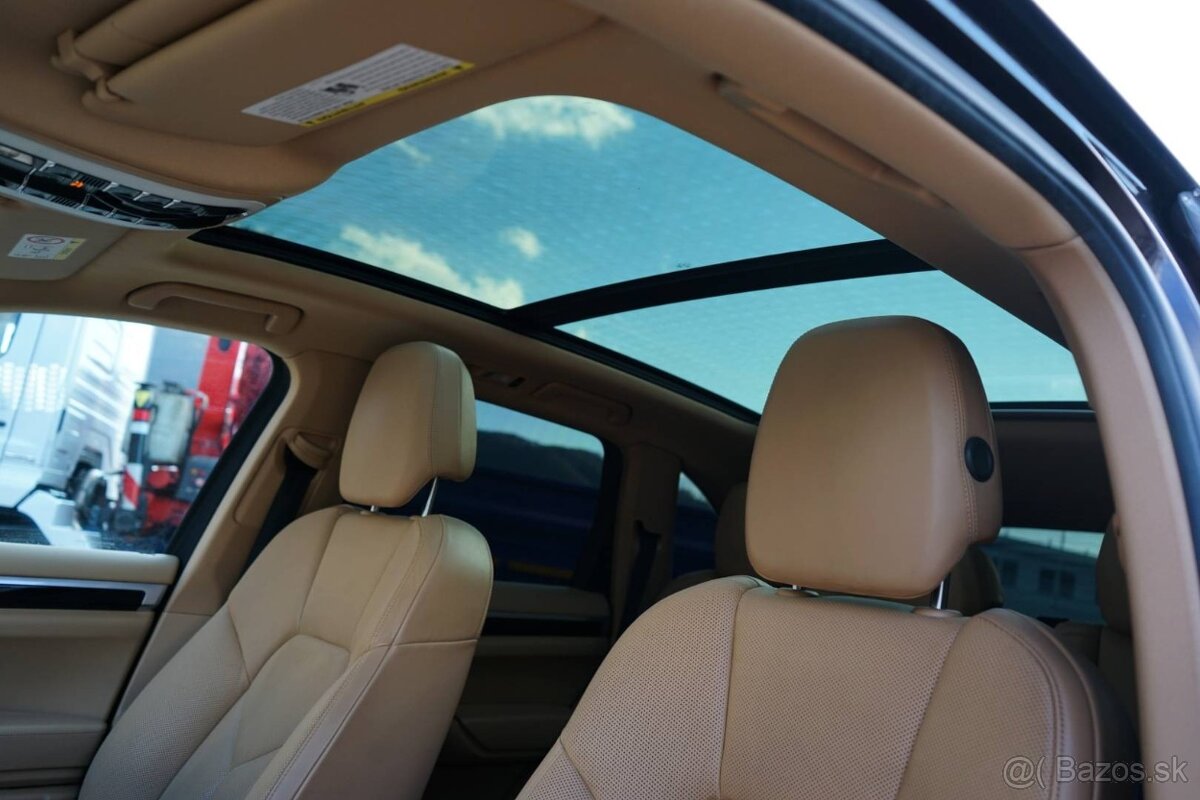 Porsche Cayenne - 13