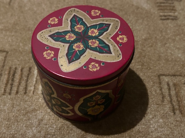 Predám retro plechovky: - 13