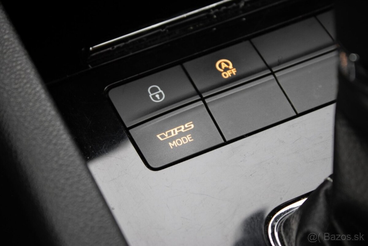 Škoda Octavia 2.0 TSI 245k RS - 13