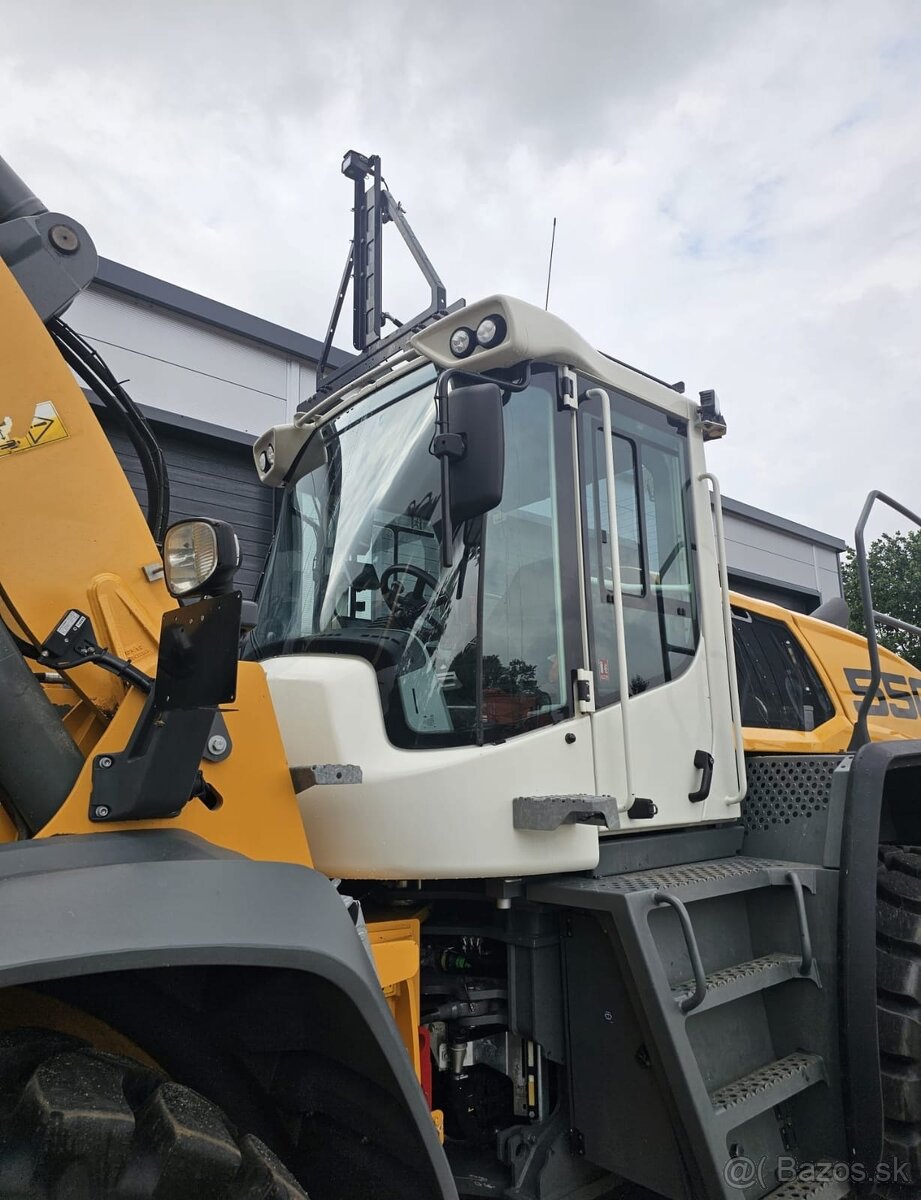 LIEBHERR L 550 X Power - 13