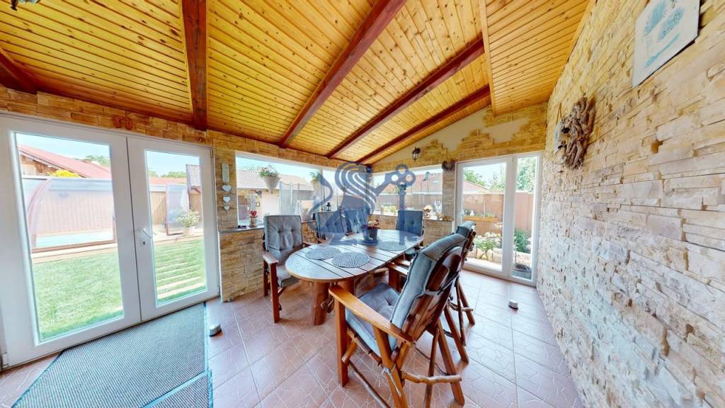 4-izbový rodinný dom v tichom prostredí - 13