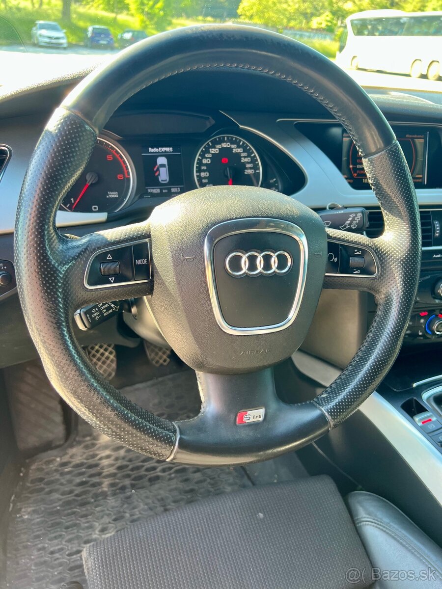 AUDI A4 B8 2,0Tdi S-Line - 13