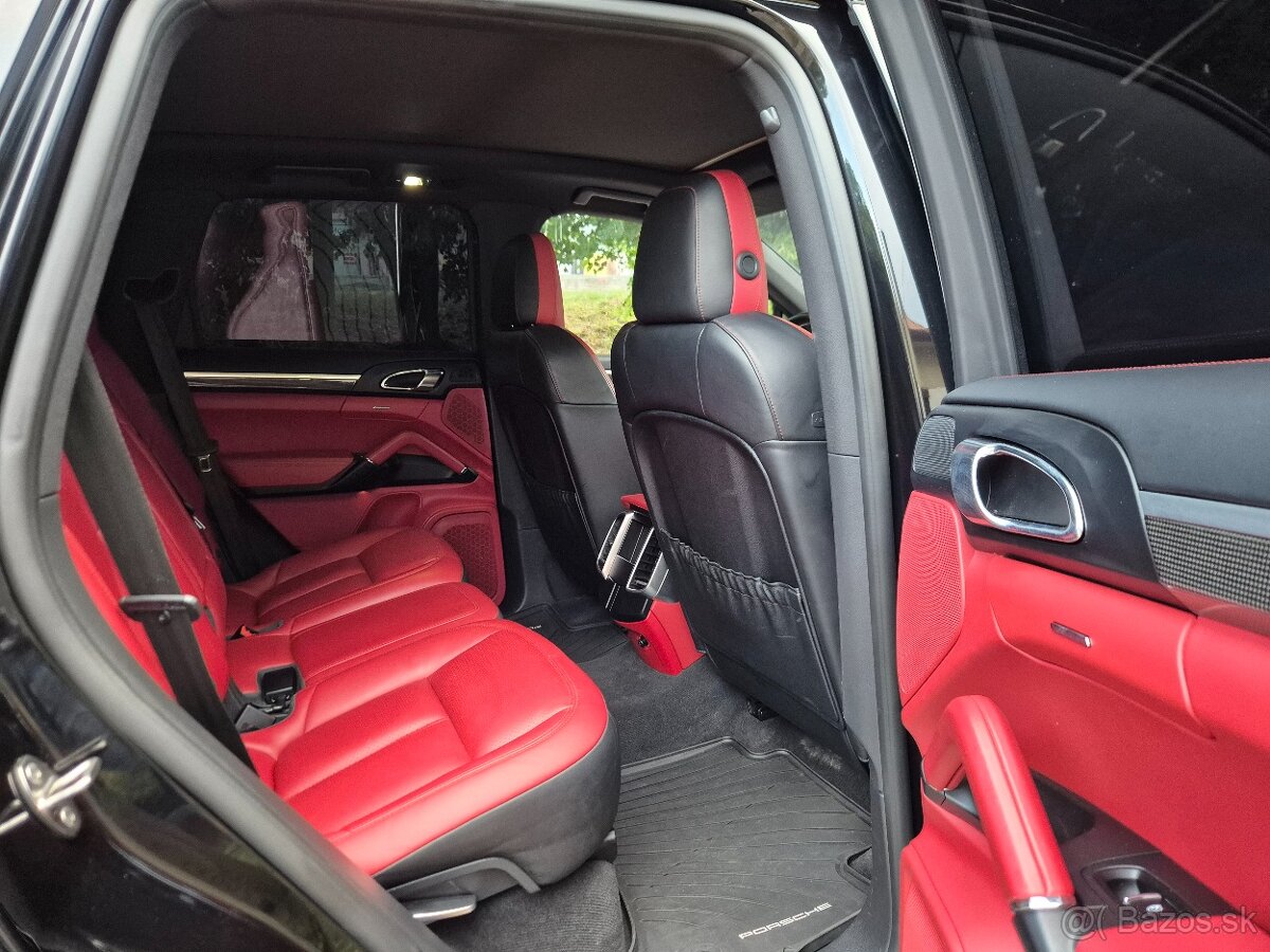 ===Porsche Cayenne S e-Hybrid II FL=== - 13