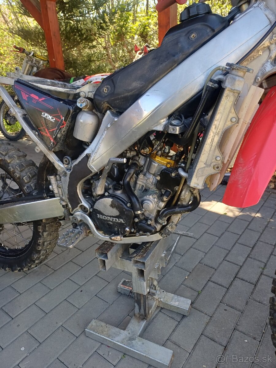 Honda CR 125 2004 - 13
