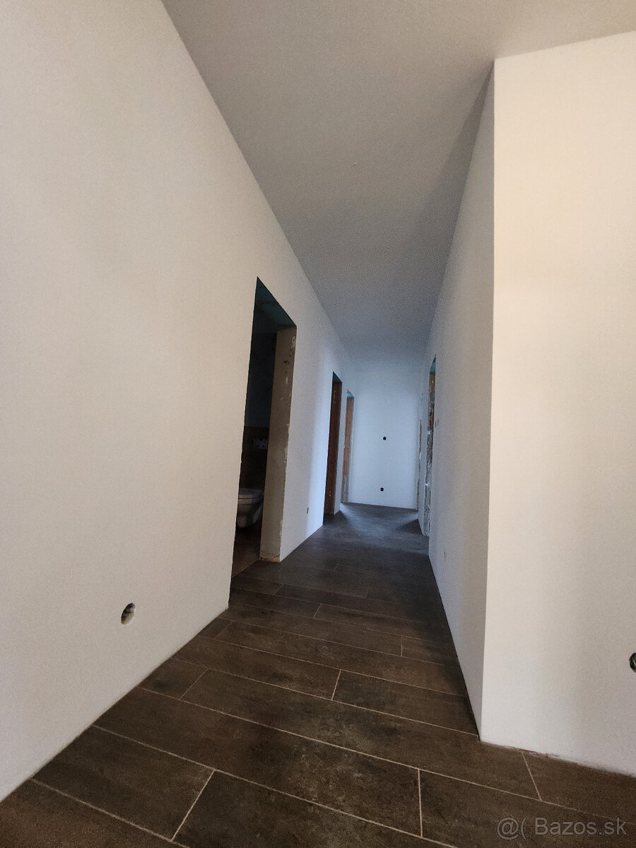 EXKLUZÍVNE, nadštandardná 5-izbová novostavba pri Nitre - 13