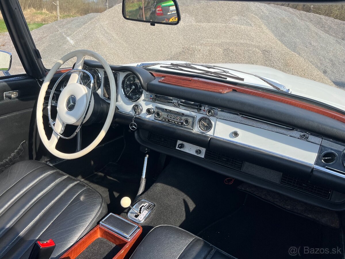 Mercedes 280 SL - 13