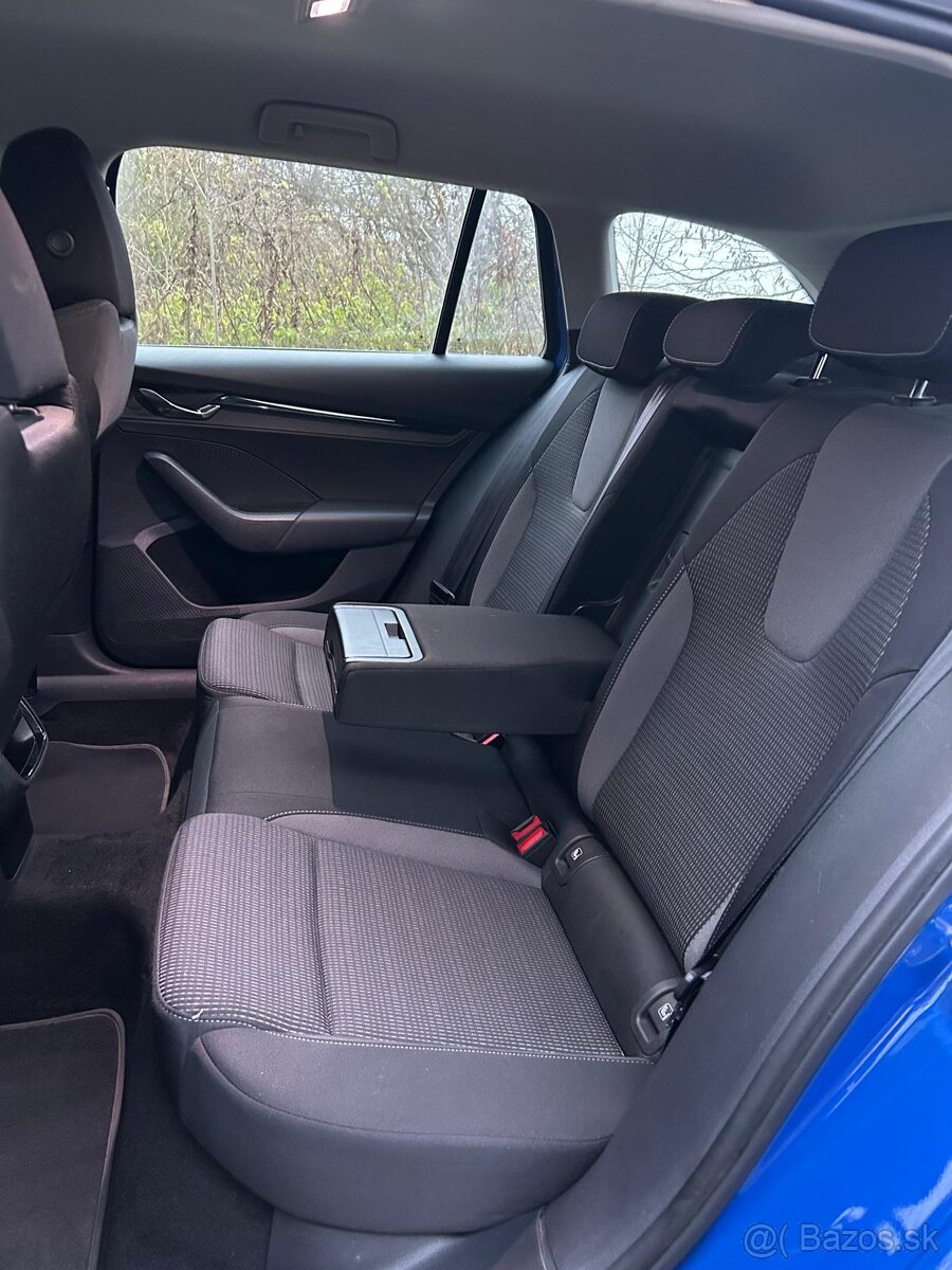 Škoda Octavia Combi 1.5 TSI DSG 110KW VIRTUAL COCKPIT ŤAŽNÉ - 13
