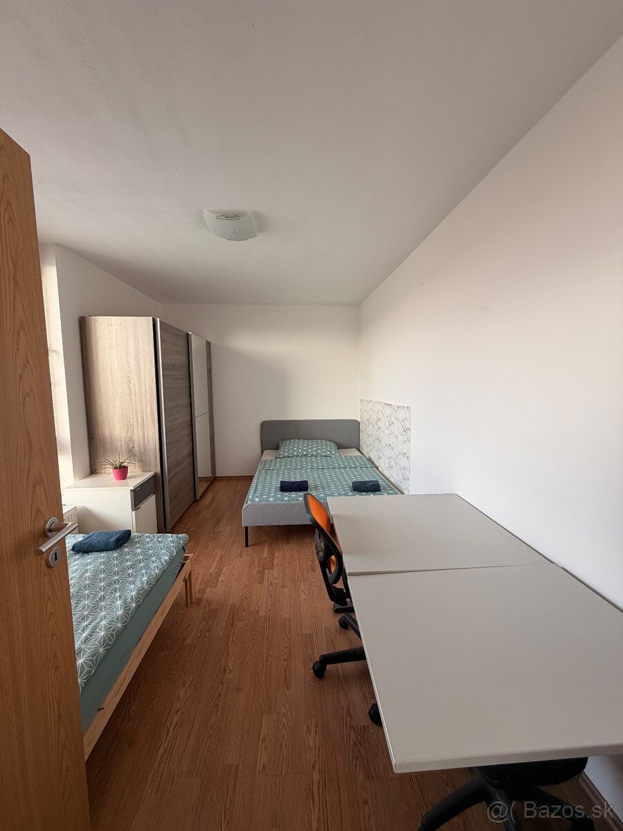 Predaj 4 izbový byt Bratislava - Nová Rožnavská - 13