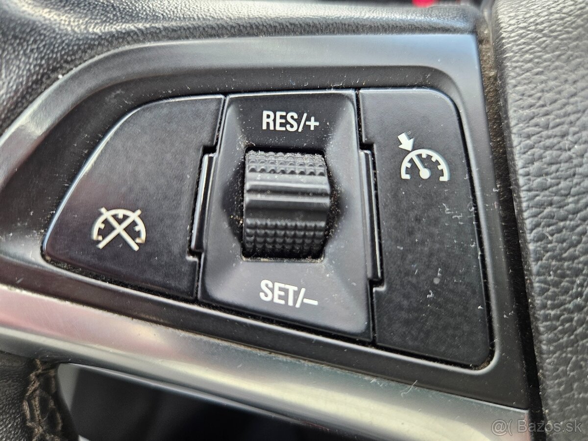 Opel Astra 1.7 CDTI ECOTEC Essentia - 13
