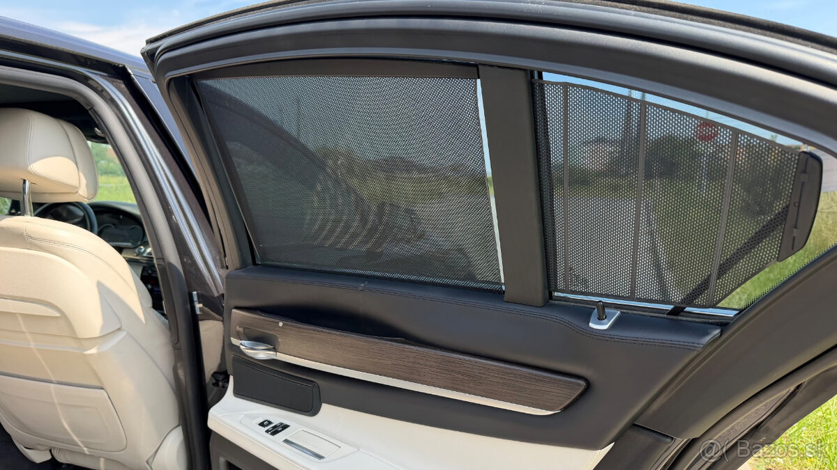 BMW Rad 7 750i xDrive - 13