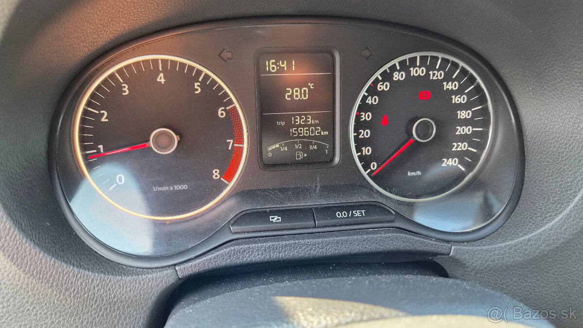 Volkswagen Polo - 13