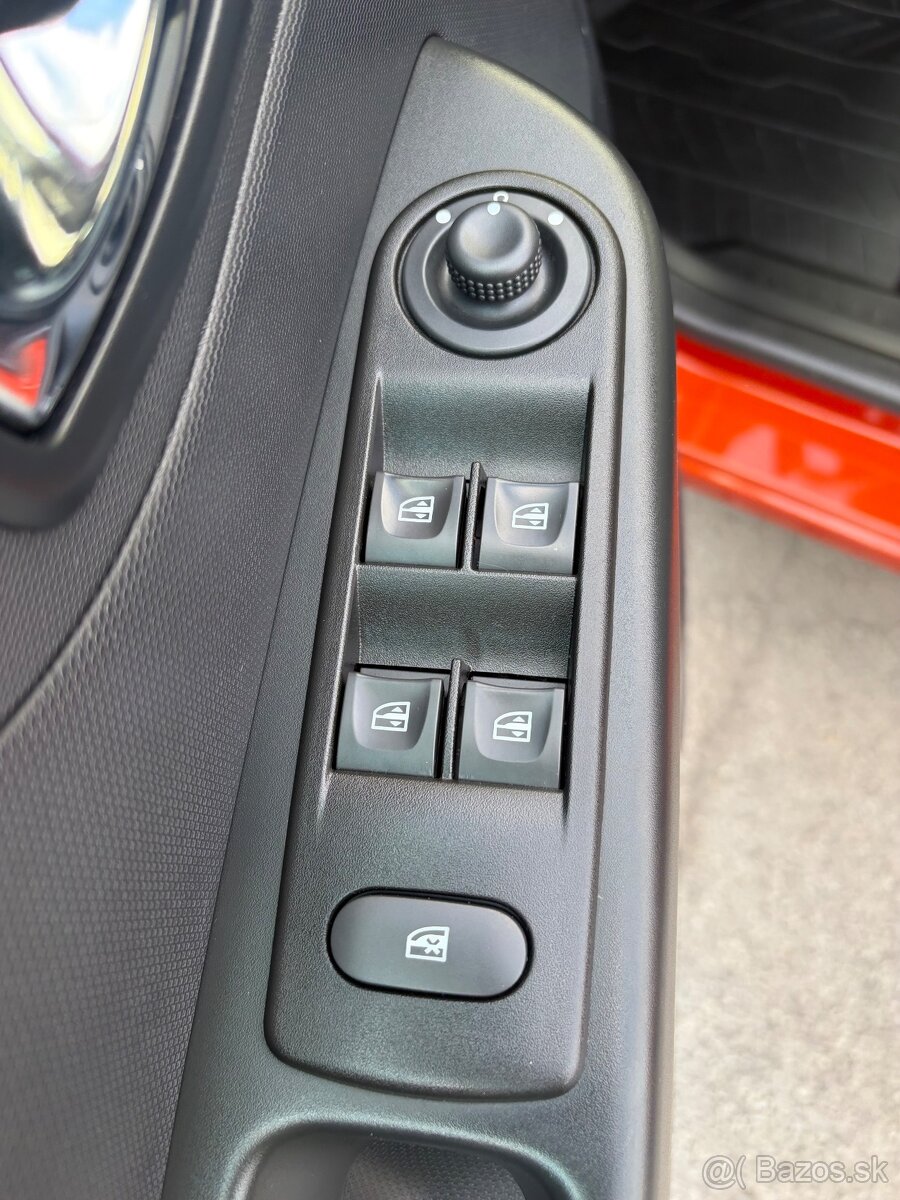 Renault Captur 0,9 TCE,66kw - 13