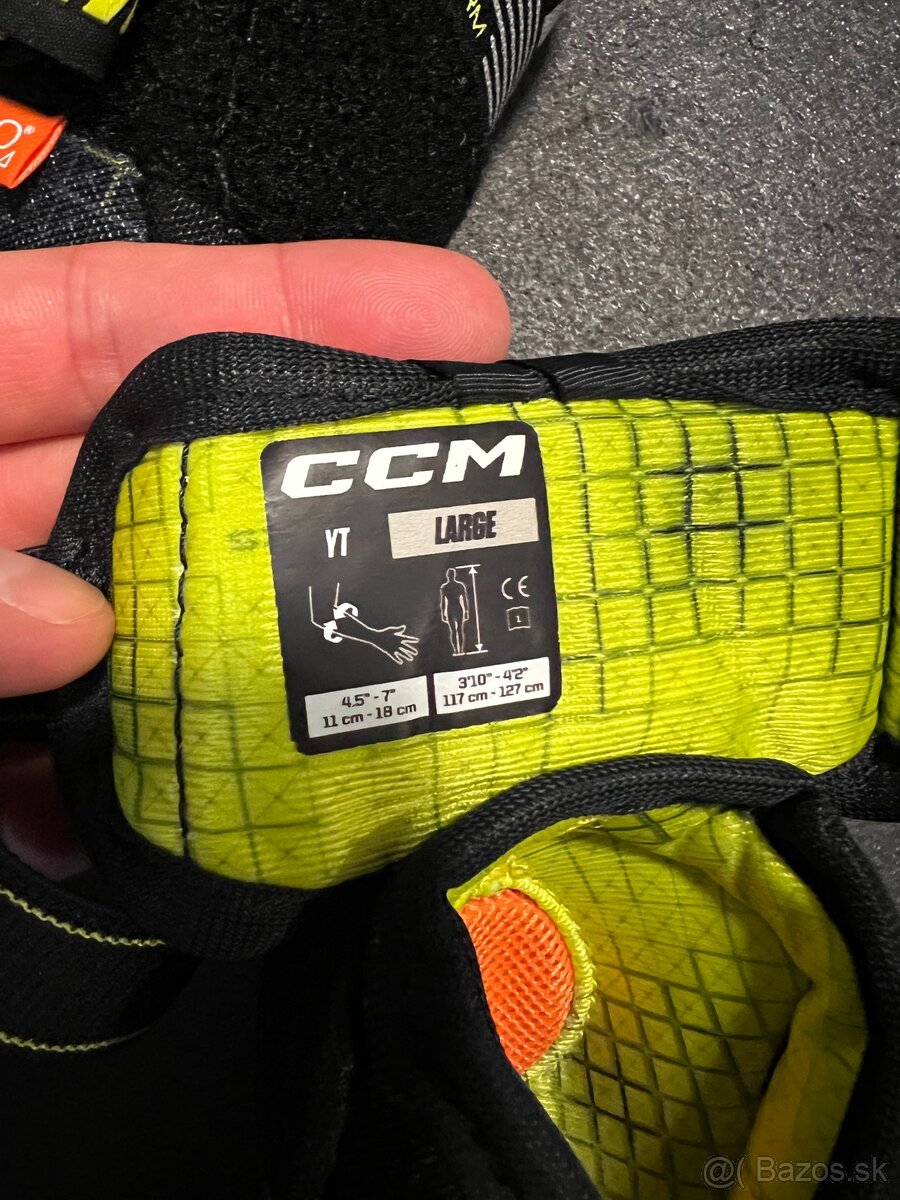 CCM Tacks XF Pro youth veľkosť detské M/L - 13