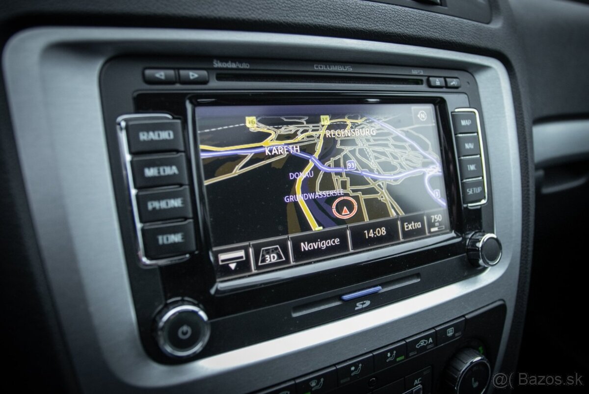 Škoda Octavia Combi RS 147kW DSG 2011 - 13