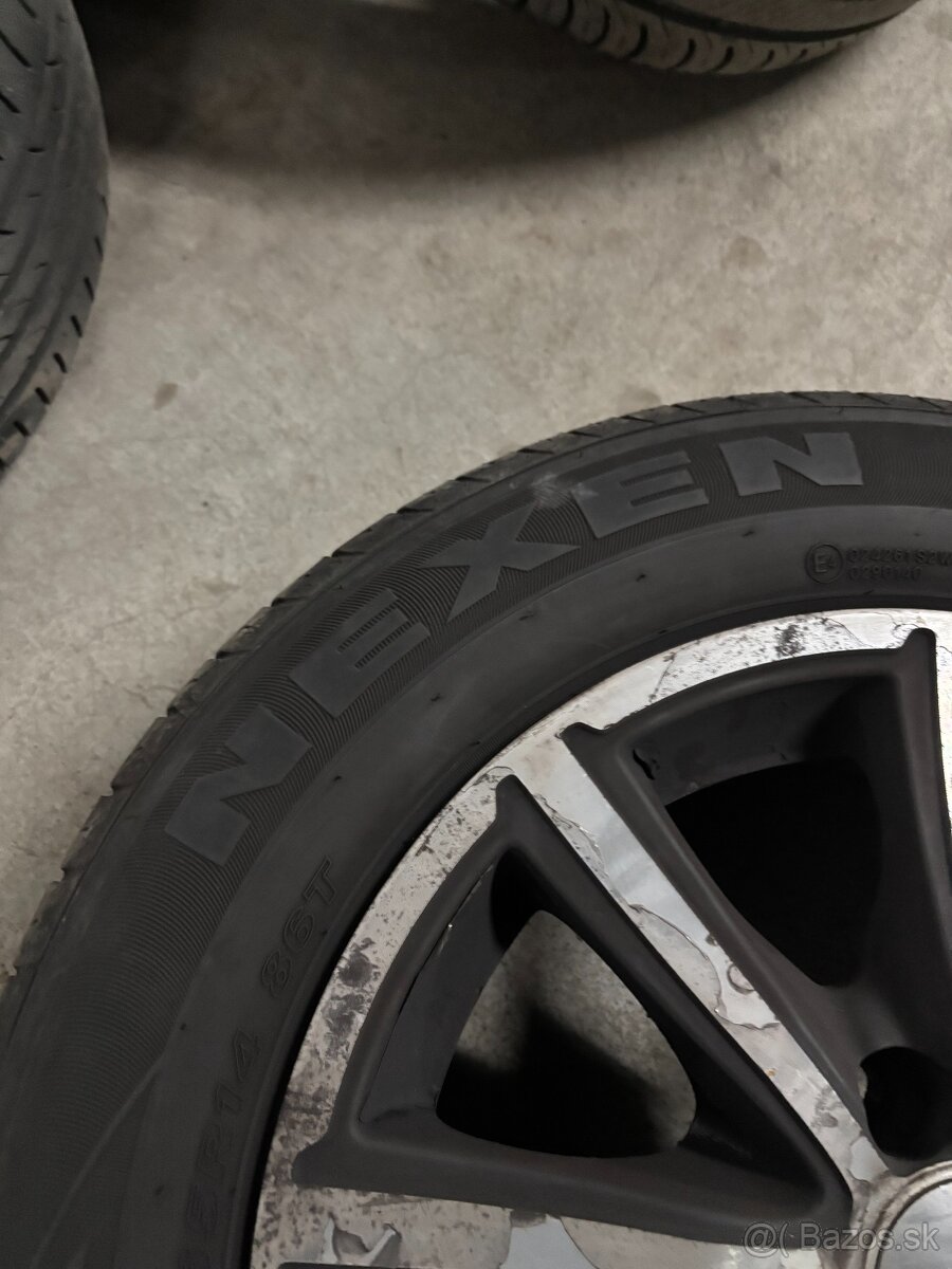 Kia Rio 2008 1.4 16V benzín - 13