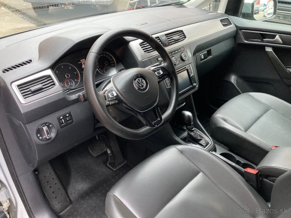 VOLKSWAGEN CADDY MAXI 2,0TDi DSG 7míst HIGHLINE - 13