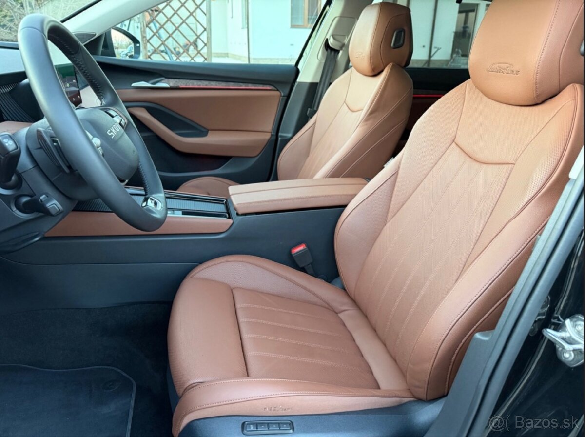 ✔️ Škoda Superb Combi 2.0 TDI L&K DSG - 13