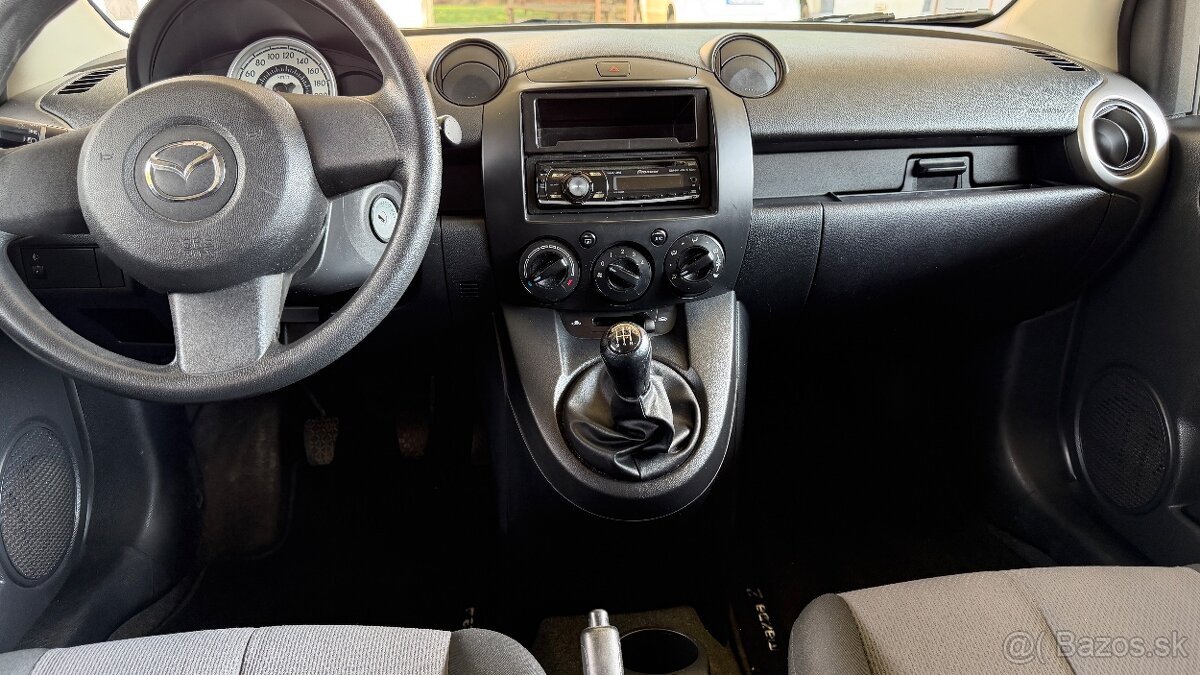 Mazda 2 1.3 benzin - 13