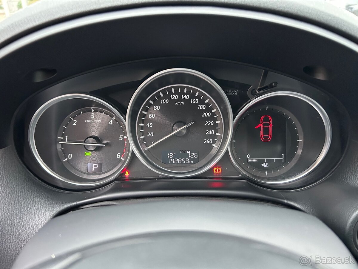 Mazda CX-5 2.2 Skyactiv-D 175k AWD Revolution A/T - 13