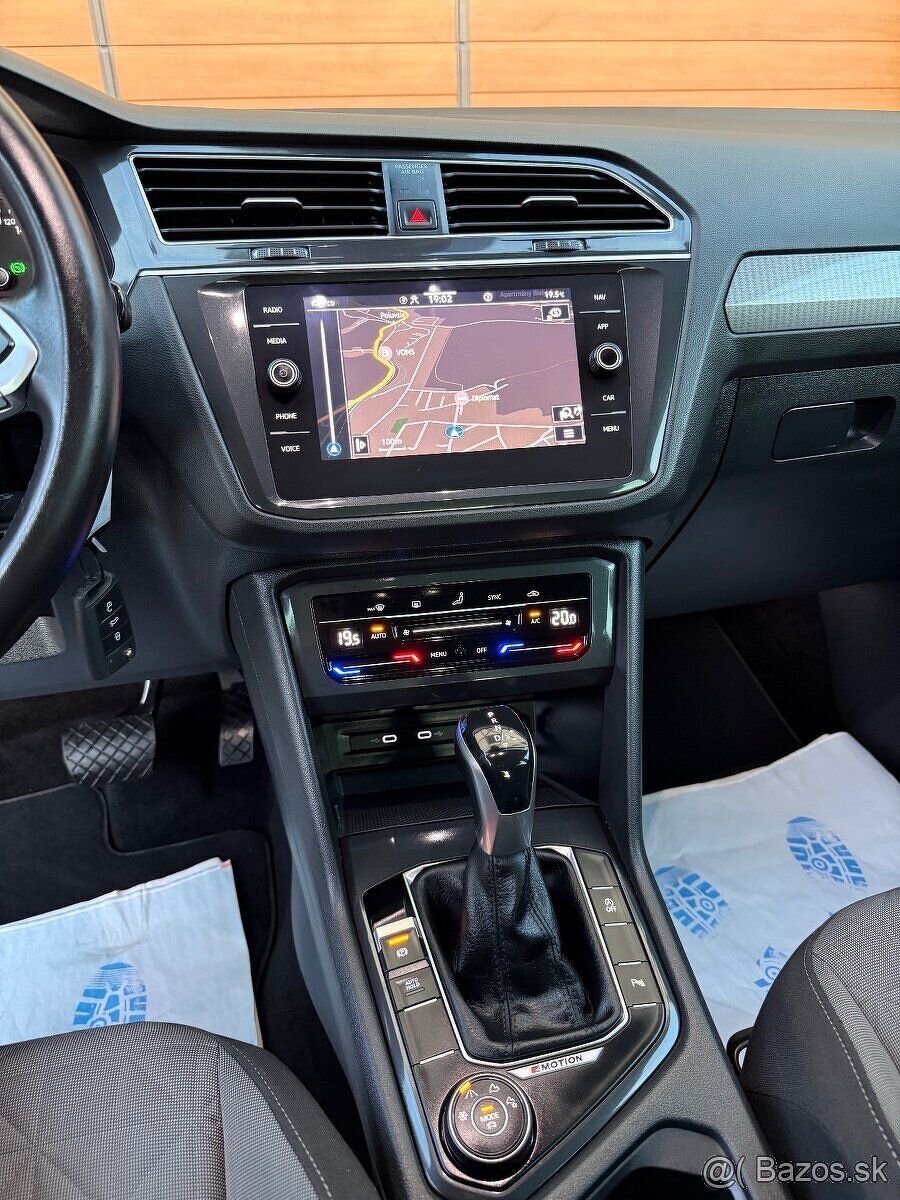 Volkswagen Tiguan 2.0 TDI EVO Life 4Motion DSG - 13