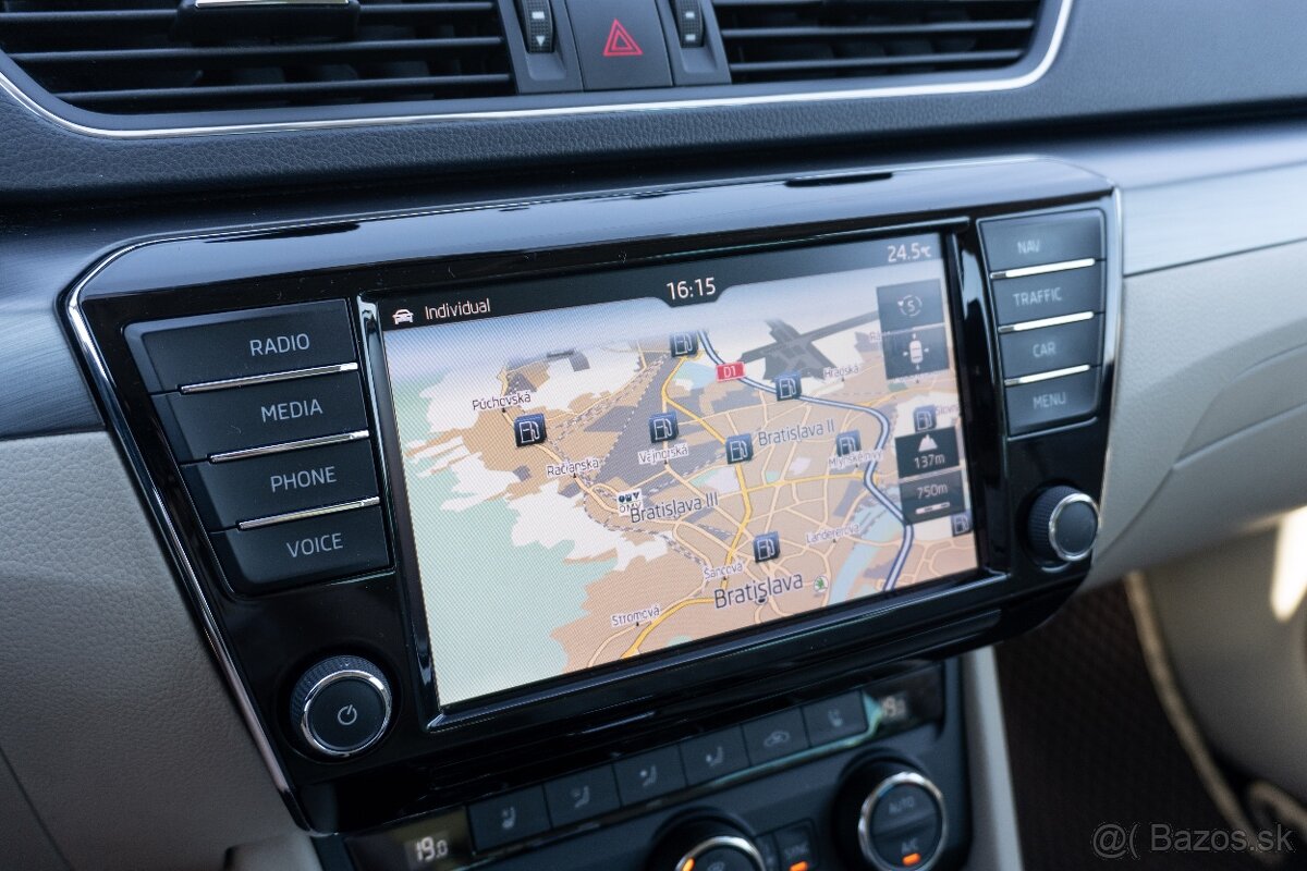 Škoda Superb Combi 2.0 TDI Style - 13