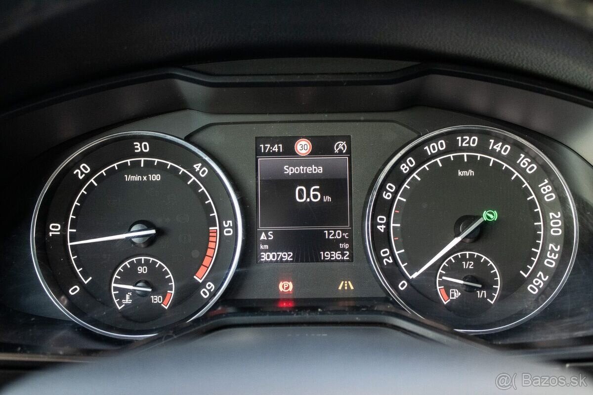 Škoda Superb Combi 2.0 TDI DSG, 110kW (2016) - 13