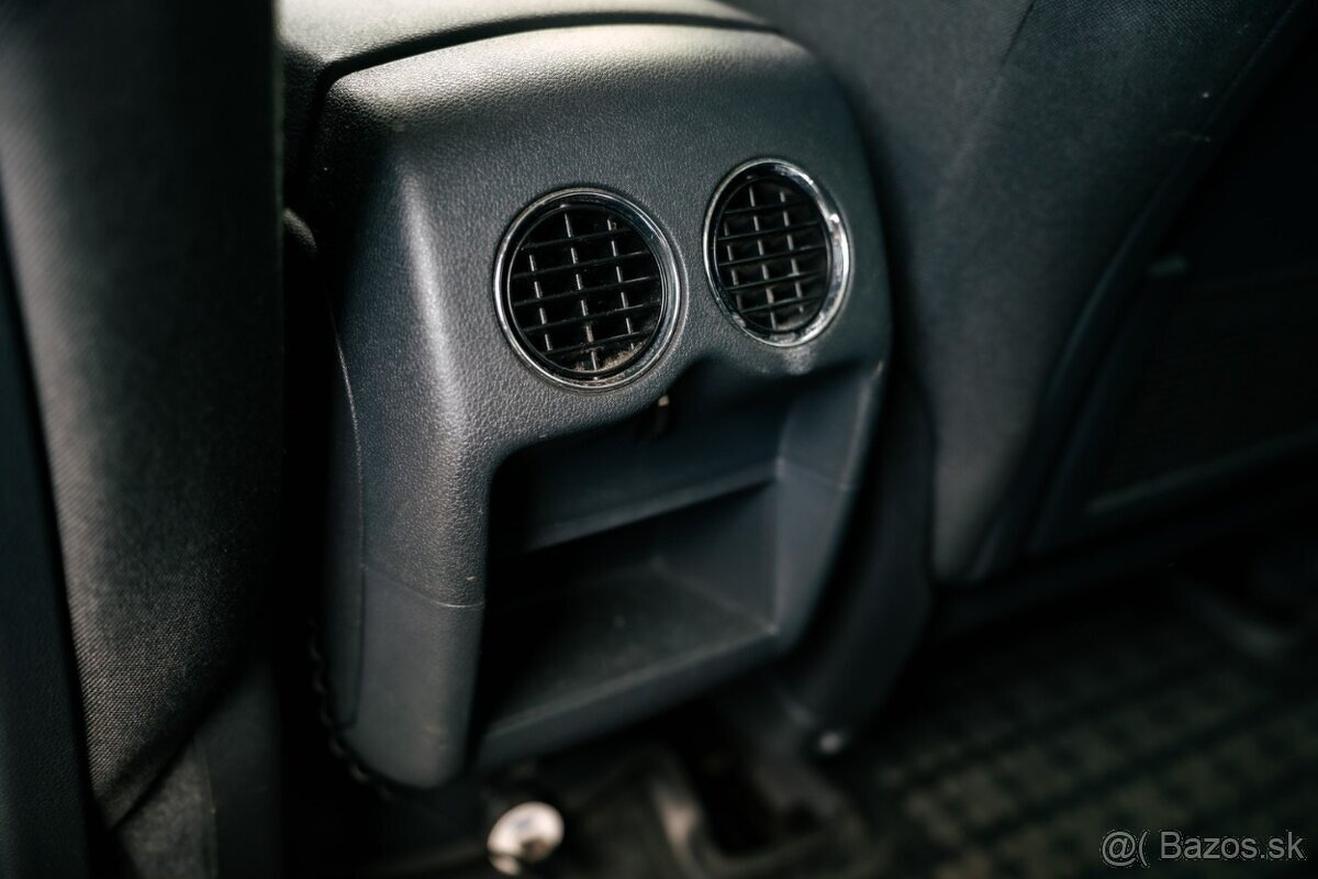 eugeot 3008 1.6 e-HDi AT6 - 13