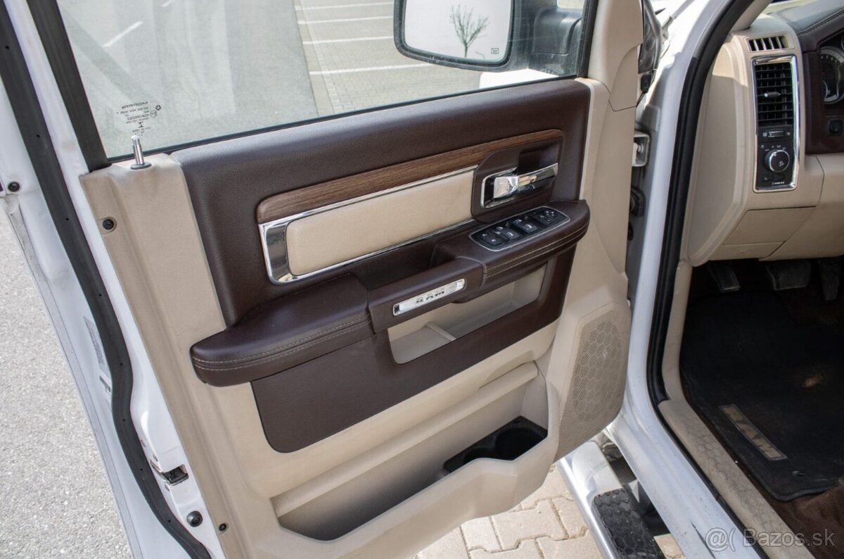 Dodge RAM 1500 / 4x4 / LARAMIE / 295kW / AT8 - 13