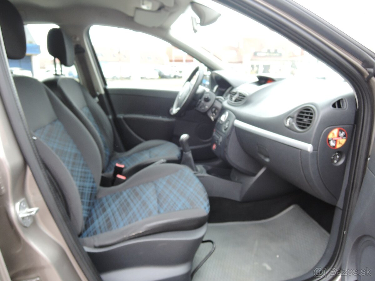 Renault Clio Grandtour 1,2 TCe Servis DigiKlima 2009 - 13