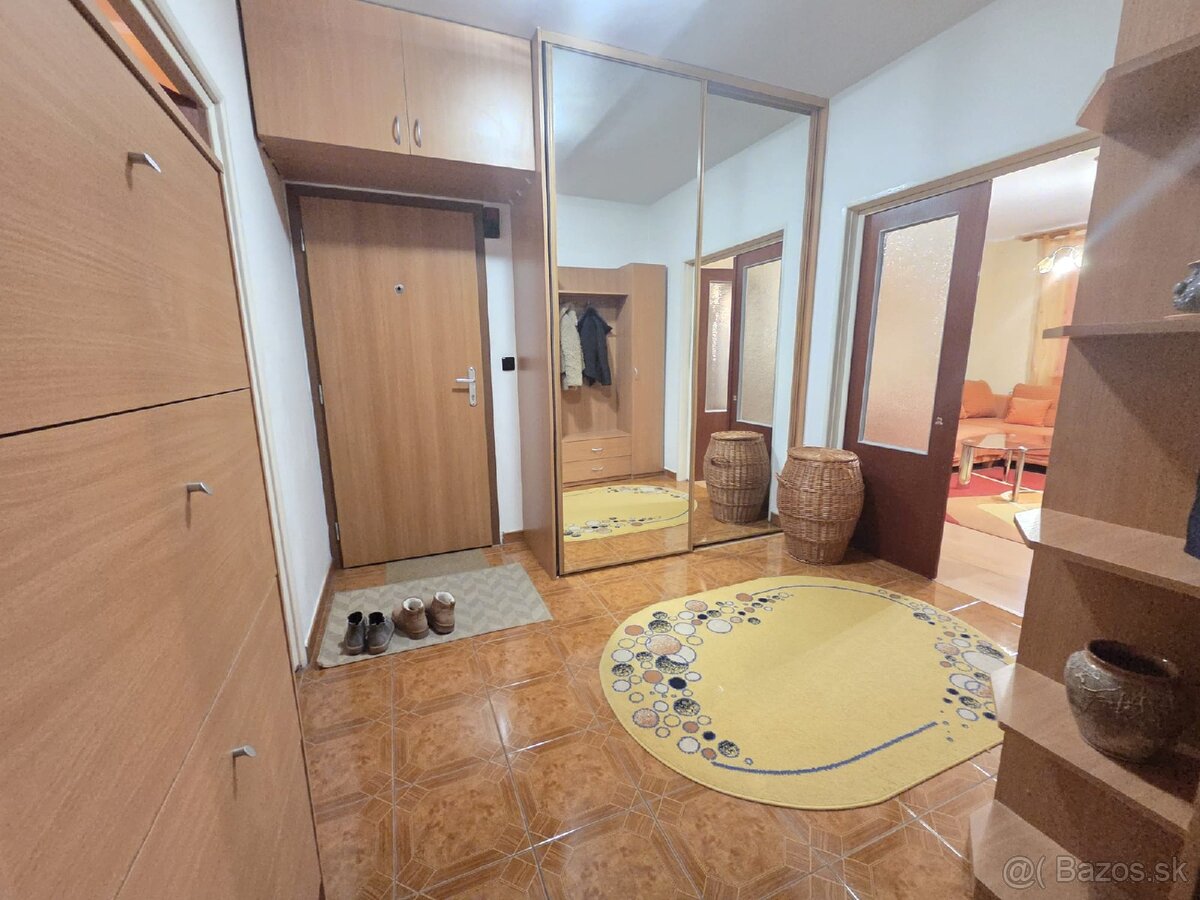 Prenájom 3izb.byt s balkónom Dlhé Diely - 13