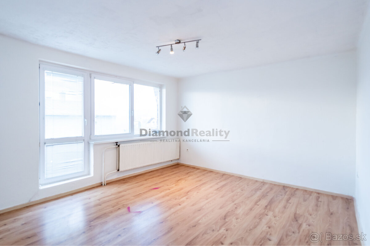 NA PREDAJ DVOJGENERAČNÝ RODINNÝ DOM V OBCI KOŠICKÉ OĽŠANY - 13